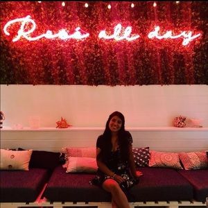 Meet your Posher, Perla